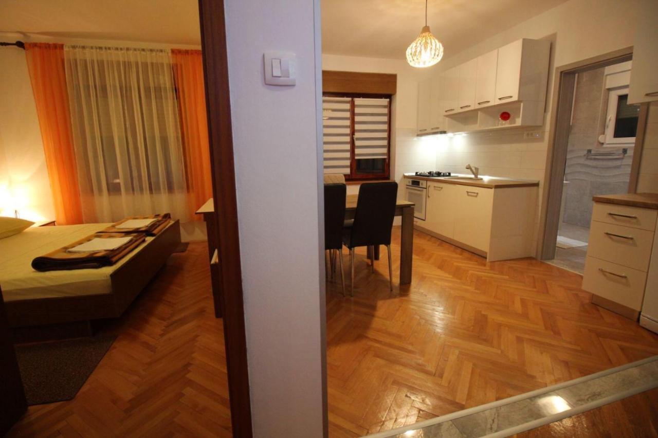 Apartment Zo-Na Povile Exterior photo